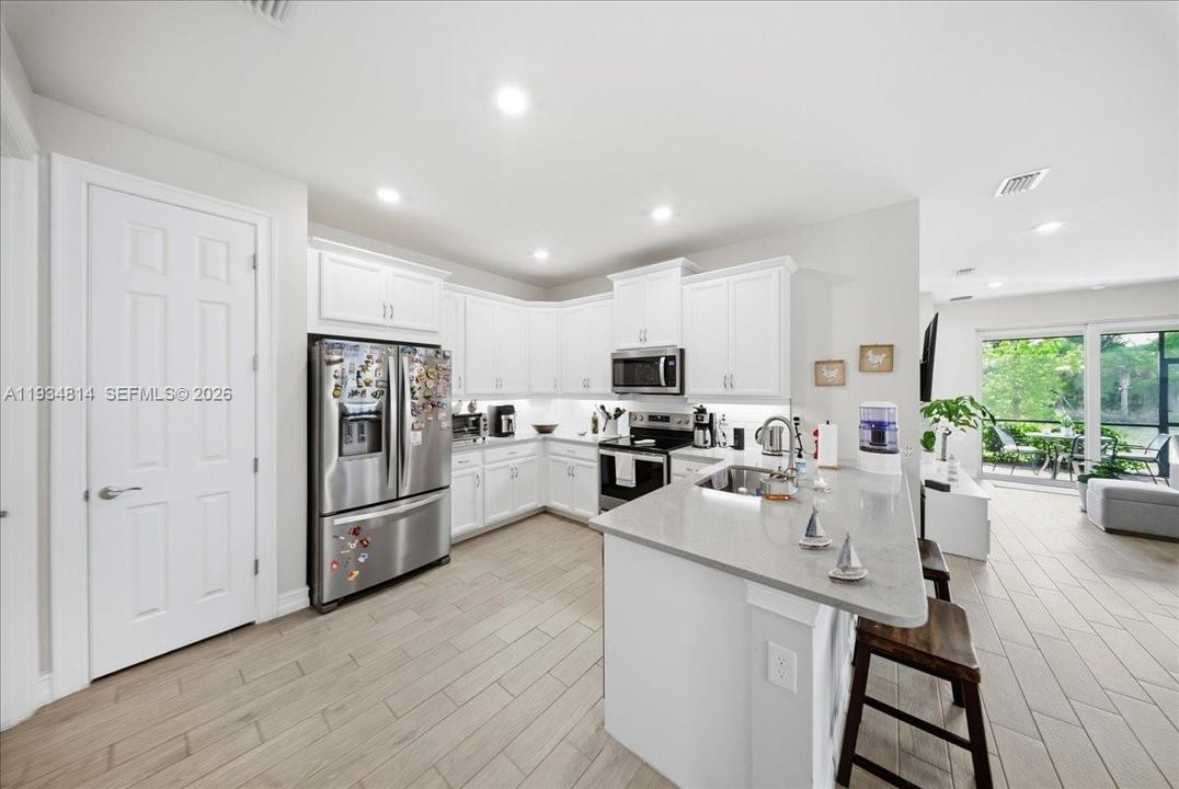 For Sale: $510,000 (2 beds, 2 baths, 1496 Square Feet)