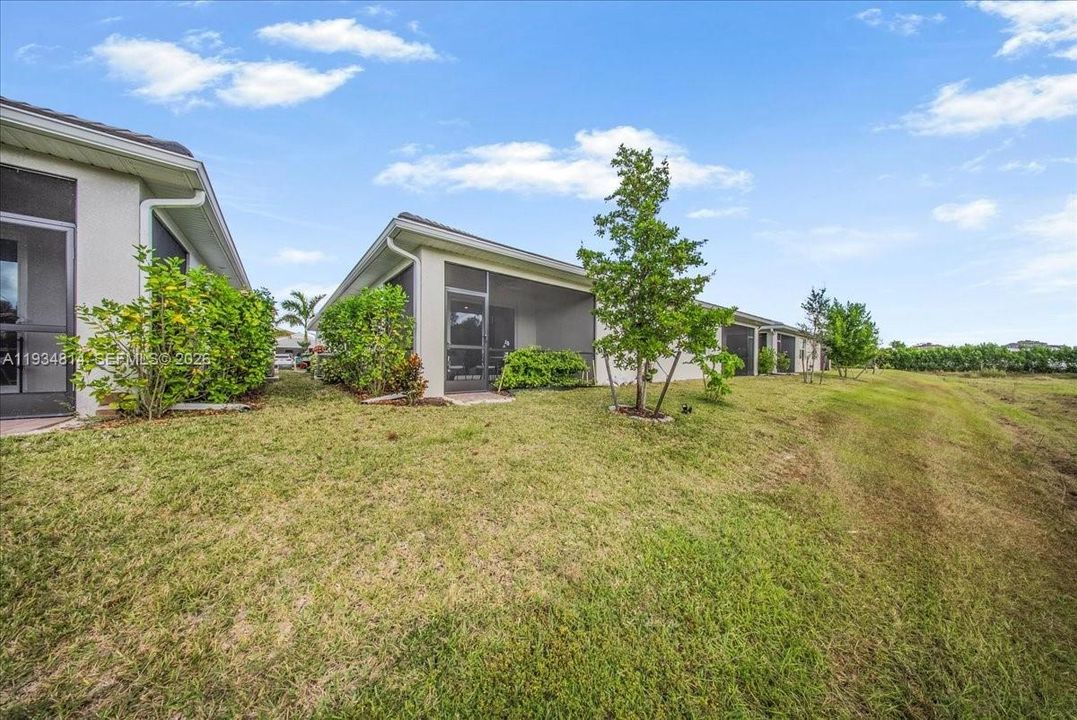 For Sale: $510,000 (2 beds, 2 baths, 1496 Square Feet)