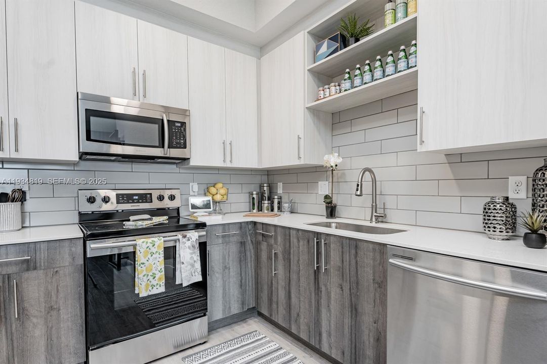 For Rent: $2,720 (2 beds, 2 baths, 0 Square Feet)