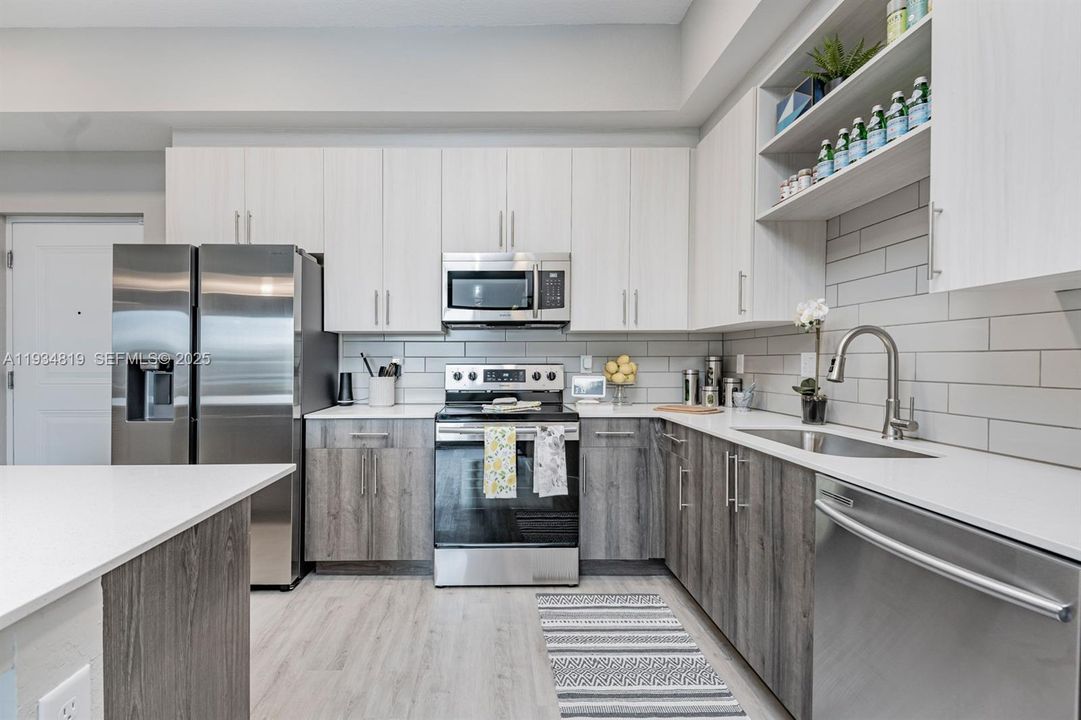 For Rent: $2,720 (2 beds, 2 baths, 0 Square Feet)