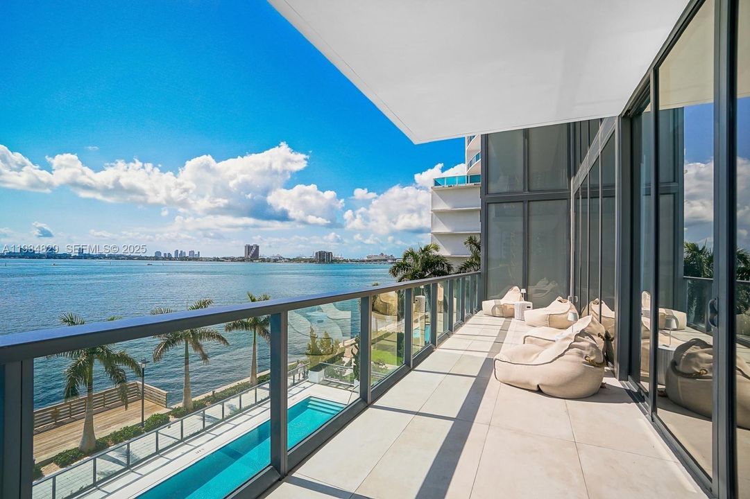 For Rent: $25,000 (3 beds, 3 baths, 2631 Square Feet)