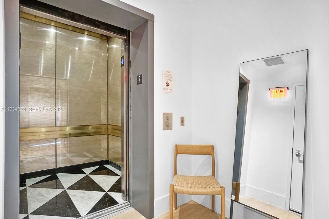 For Rent: $25,000 (3 beds, 3 baths, 2631 Square Feet)