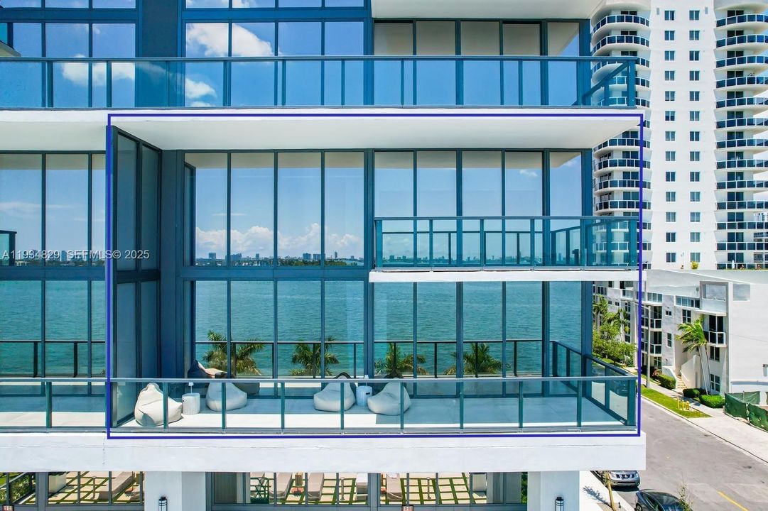 For Rent: $25,000 (3 beds, 3 baths, 2631 Square Feet)