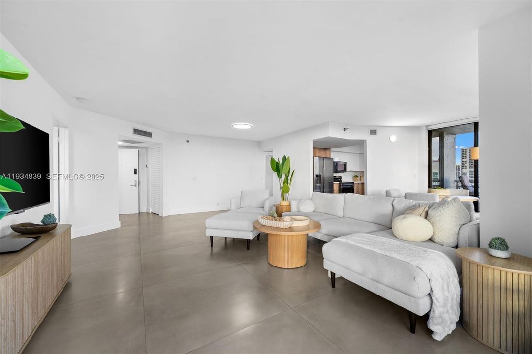 For Rent: $4,400 (2 beds, 2 baths, 1271 Square Feet)