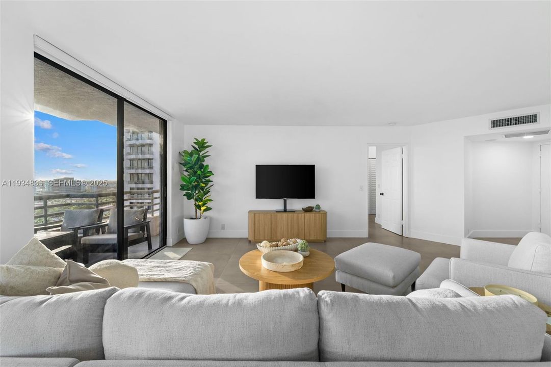 For Rent: $4,400 (2 beds, 2 baths, 1271 Square Feet)