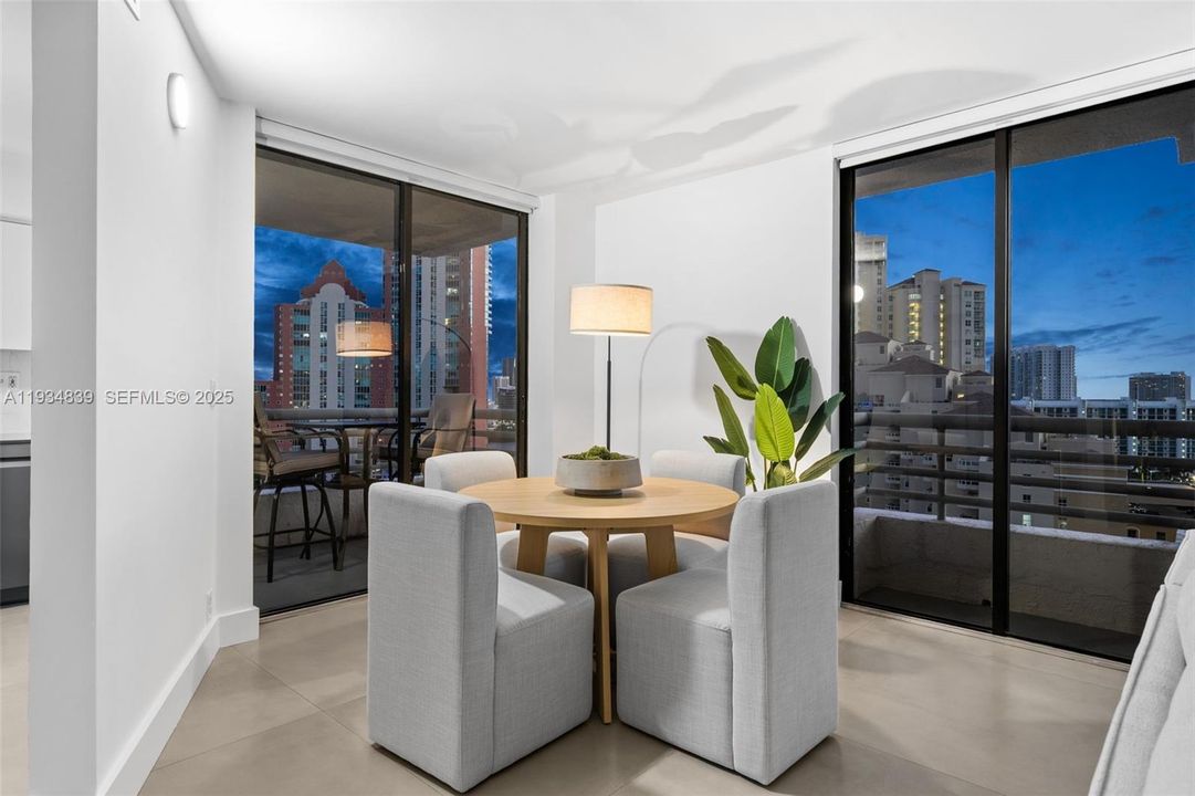 For Rent: $4,400 (2 beds, 2 baths, 1271 Square Feet)