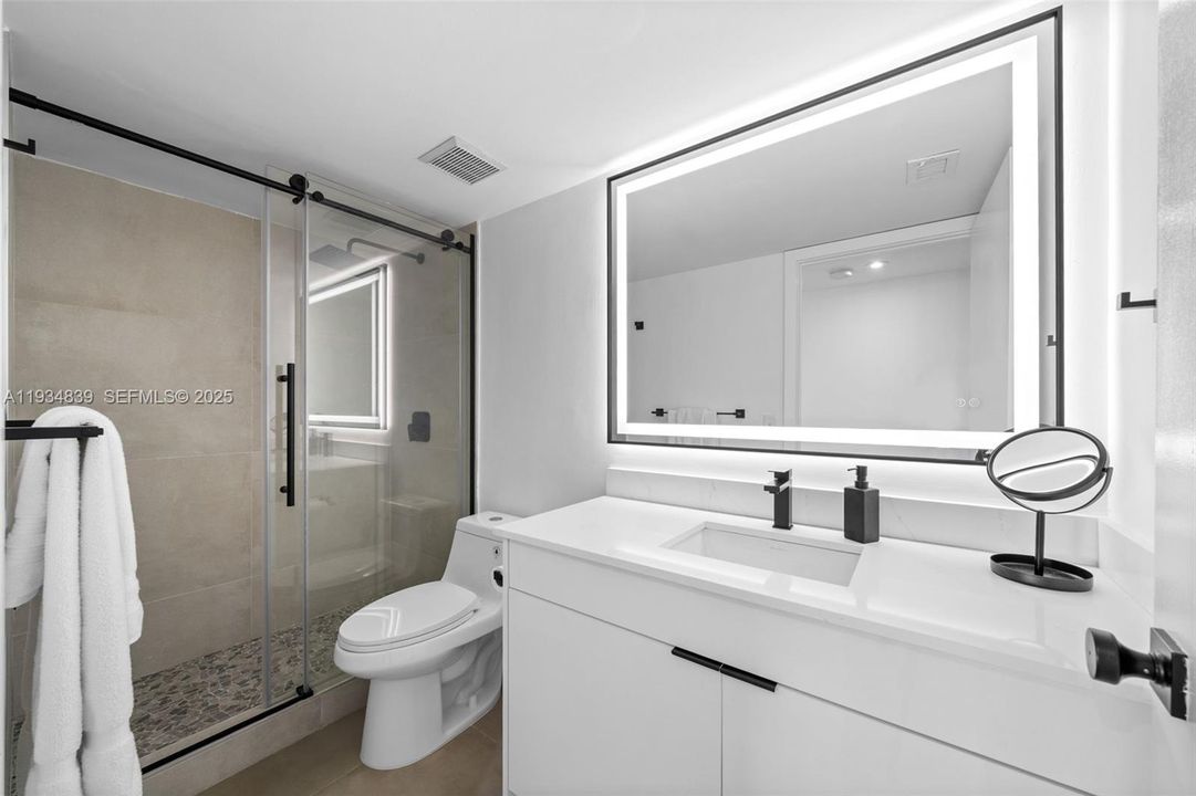 For Rent: $4,400 (2 beds, 2 baths, 1271 Square Feet)