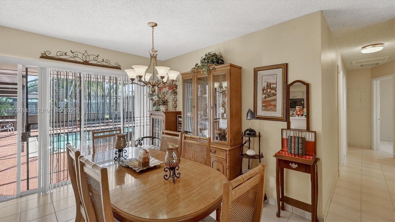 For Sale: $799,000 (3 beds, 2 baths, 1685 Square Feet)