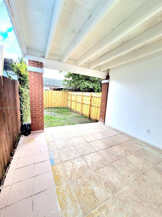 En Renta: $2,500 (2 camas, 1 baños, 2450 Pies cuadrados)