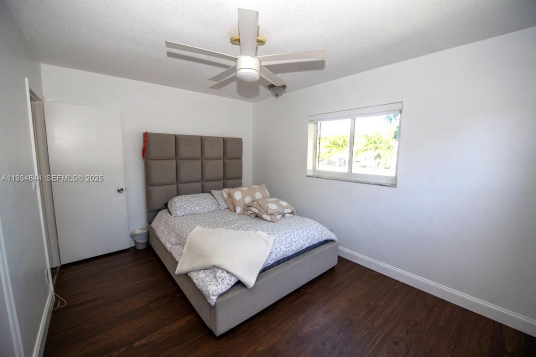 For Sale: $760,000 (4 beds, 2 baths, 2156 Square Feet)