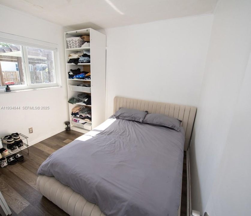 For Sale: $760,000 (4 beds, 2 baths, 2156 Square Feet)