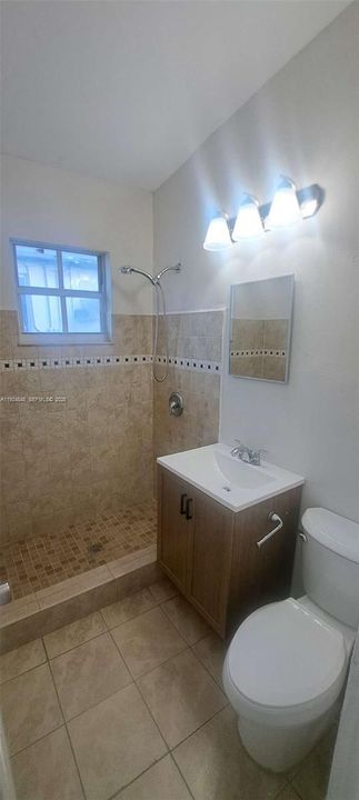 For Rent: $1,950 (2 beds, 1 baths, 1400 Square Feet)