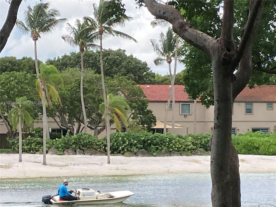 For Sale: $449,999 (3 beds, 2 baths, 1450 Square Feet)