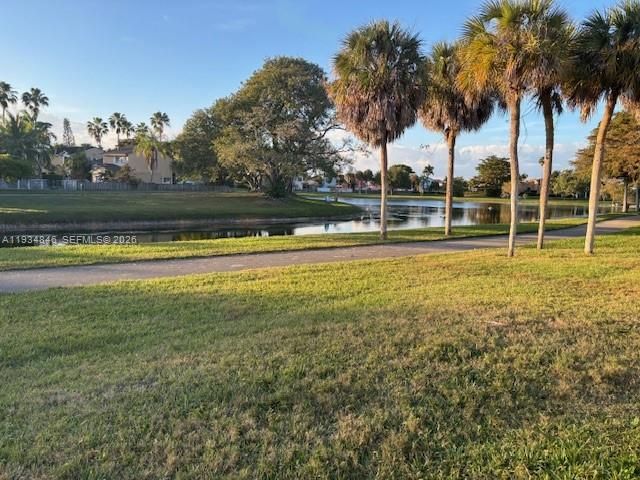 На продажу: $449,999 (3 спален, 2 ванн, 1450 Квадратных фут)