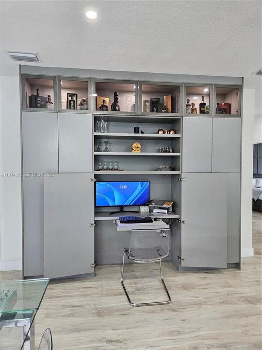 For Sale: $619,000 (3 beds, 2 baths, 1722 Square Feet)