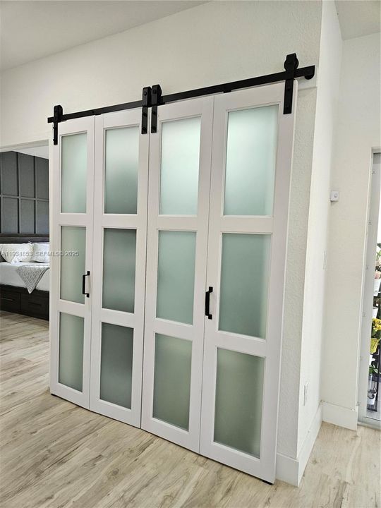 For Sale: $619,000 (3 beds, 2 baths, 1722 Square Feet)