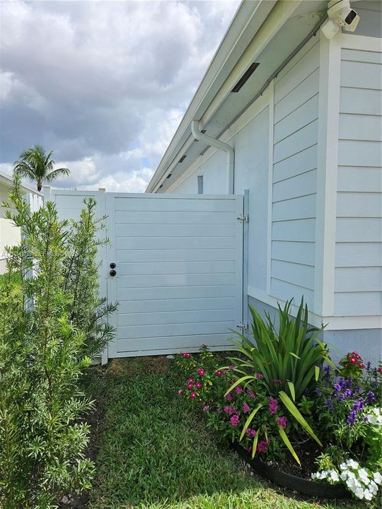 For Sale: $619,000 (3 beds, 2 baths, 1722 Square Feet)