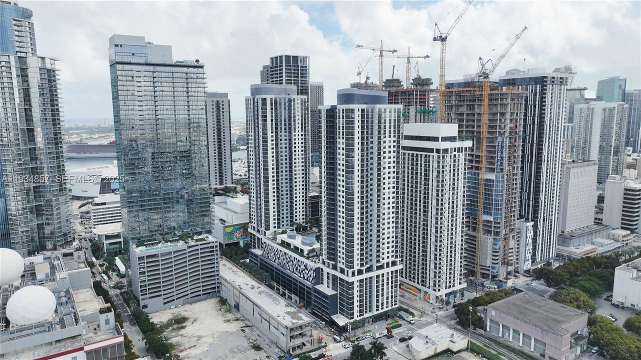 На продажу: $599,900 (1 спален, 1 ванн, 630 Квадратных фут)