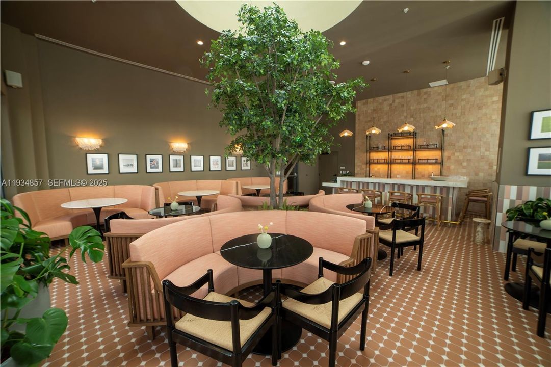 На продажу: $599,900 (1 спален, 1 ванн, 630 Квадратных фут)