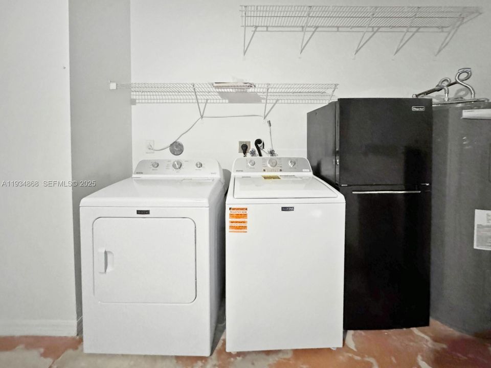 Recientemente alquilado: $3,550 (3 camas, 2 baños, 1701 Pies cuadrados)