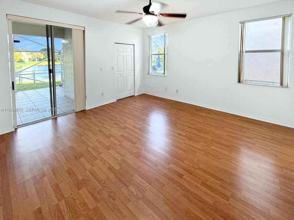 Recientemente alquilado: $3,550 (3 camas, 2 baños, 1701 Pies cuadrados)