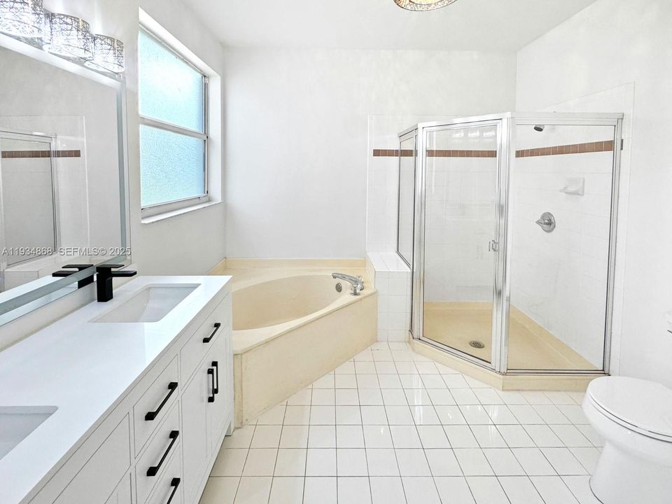 Recientemente alquilado: $3,550 (3 camas, 2 baños, 1701 Pies cuadrados)