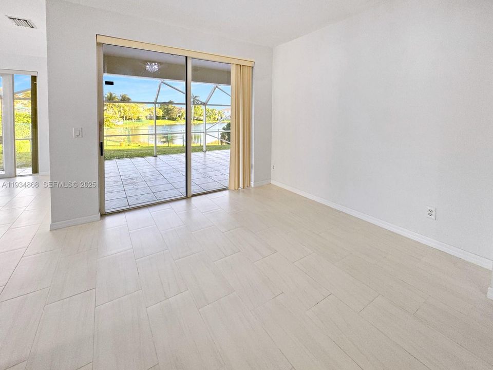 Recientemente alquilado: $3,550 (3 camas, 2 baños, 1701 Pies cuadrados)