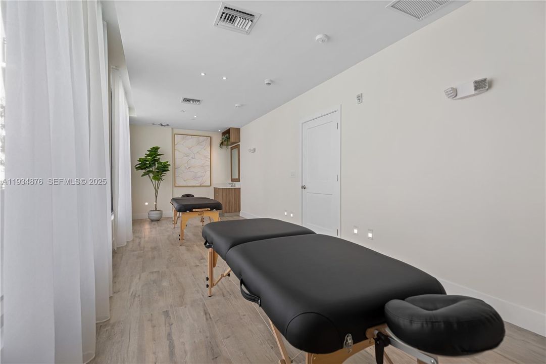 Massage Therapy, Zen Suite