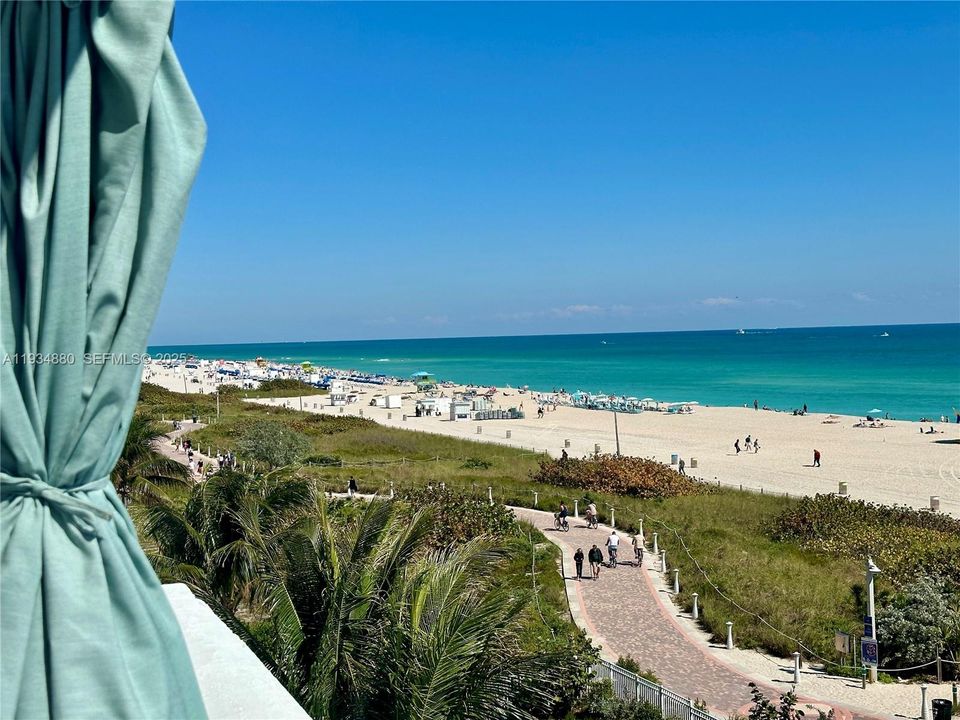 出租: $4,500 (1 贝兹, 1 浴室, 640 平方英尺)