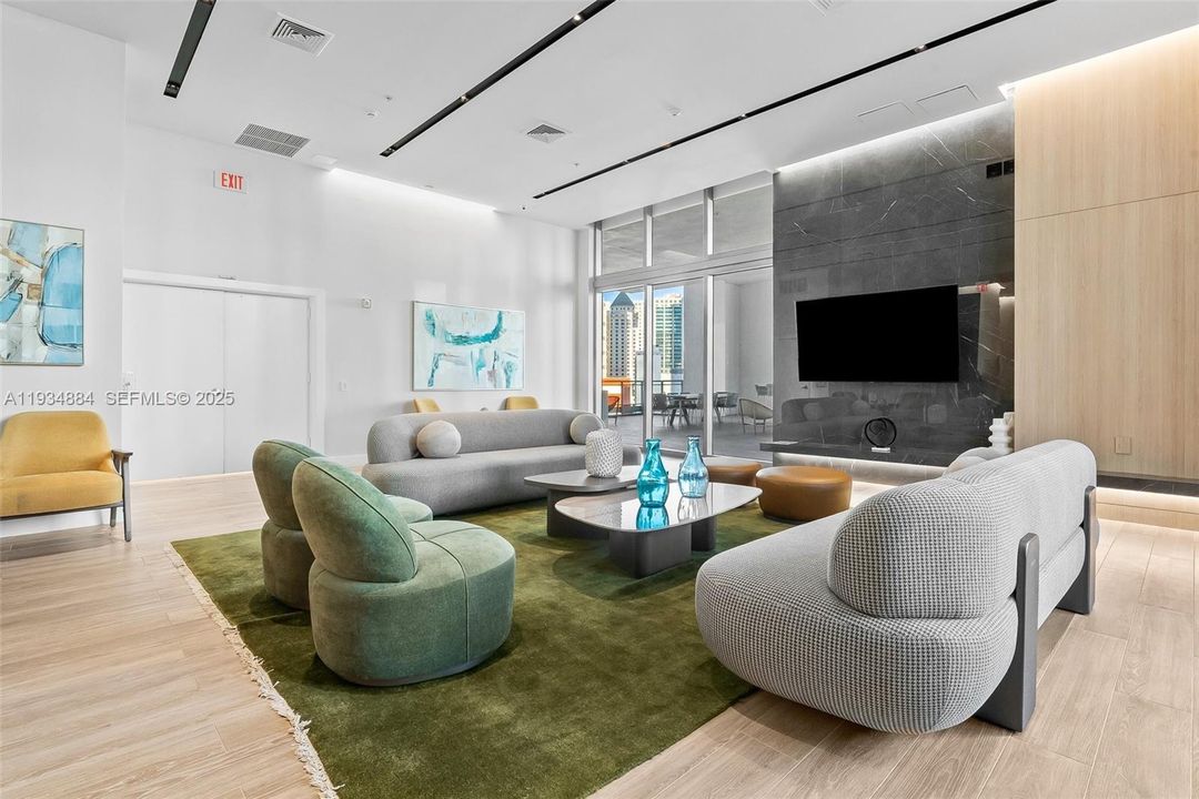 На продажу: $425,000 (1 спален, 1 ванн, 722 Квадратных фут)