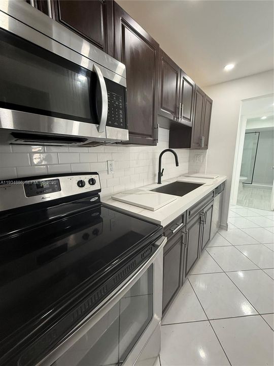 En Renta: $2,400 (2 camas, 2 baños, 1106 Pies cuadrados)