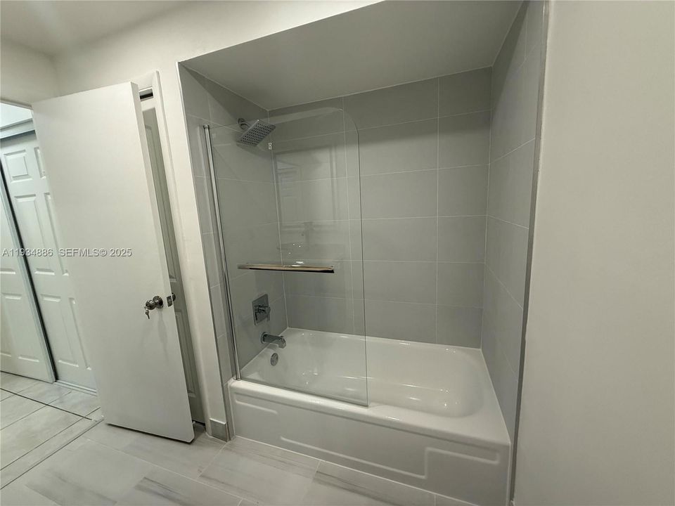 En Renta: $2,400 (2 camas, 2 baños, 1106 Pies cuadrados)