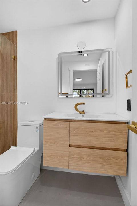 For Sale: $500,000 (3 beds, 2 baths, 1309 Square Feet)