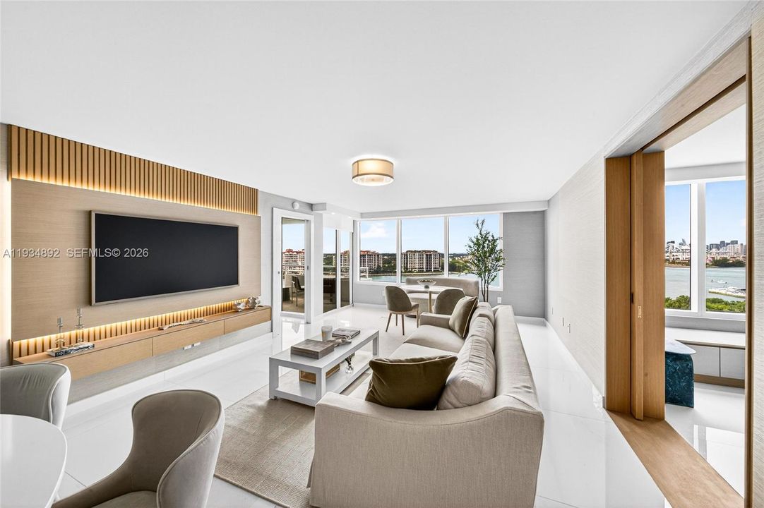 For Sale: $2,250,000 (2 beds, 2 baths, 1165 Square Feet)