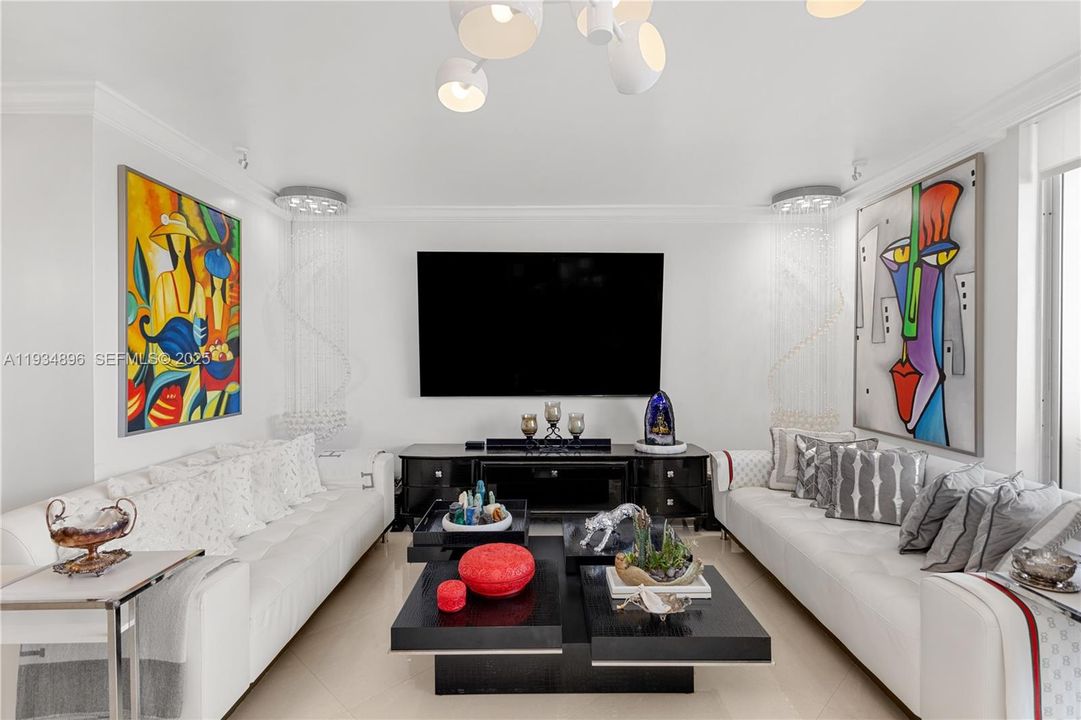 For Sale: $420 (2 beds, 2 baths, 1073 Square Feet)