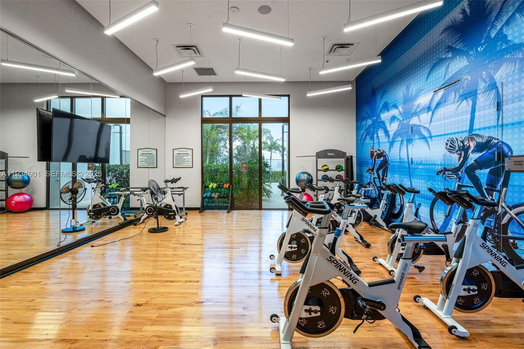 En Venta: $1,274,900 (4 camas, 4 baños, 4274 Pies cuadrados)