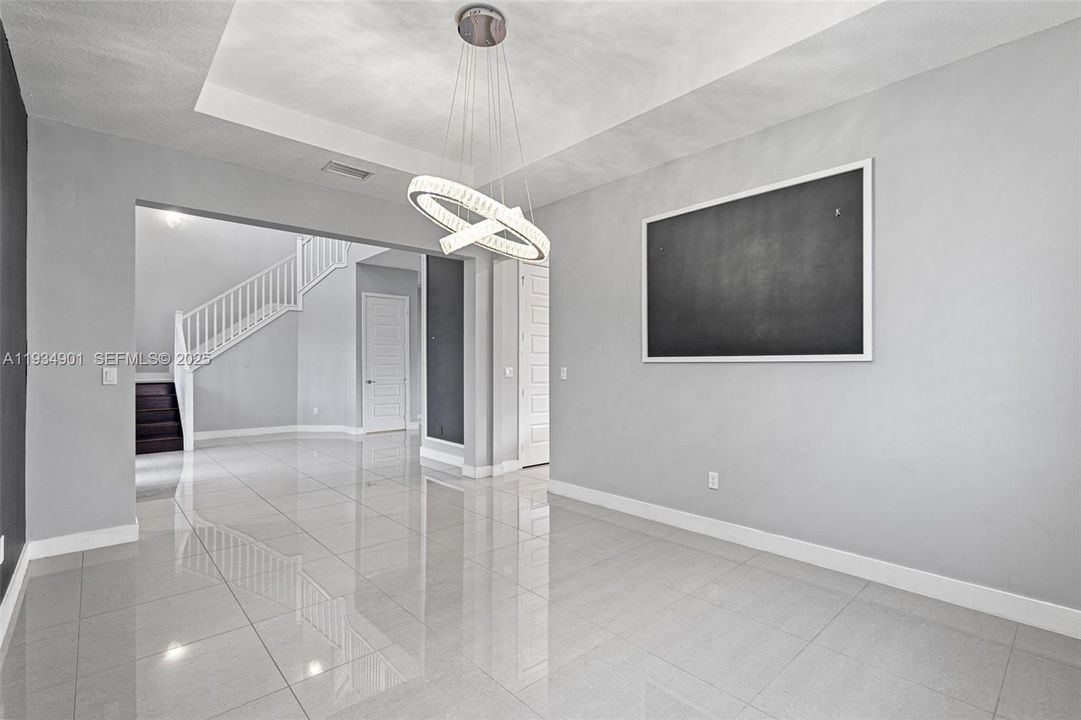 En Venta: $1,274,900 (4 camas, 4 baños, 4274 Pies cuadrados)