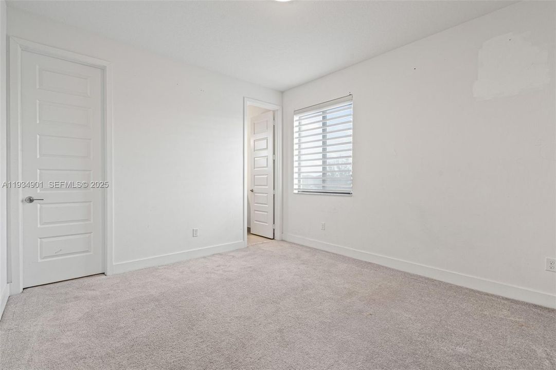 En Venta: $1,274,900 (4 camas, 4 baños, 4274 Pies cuadrados)