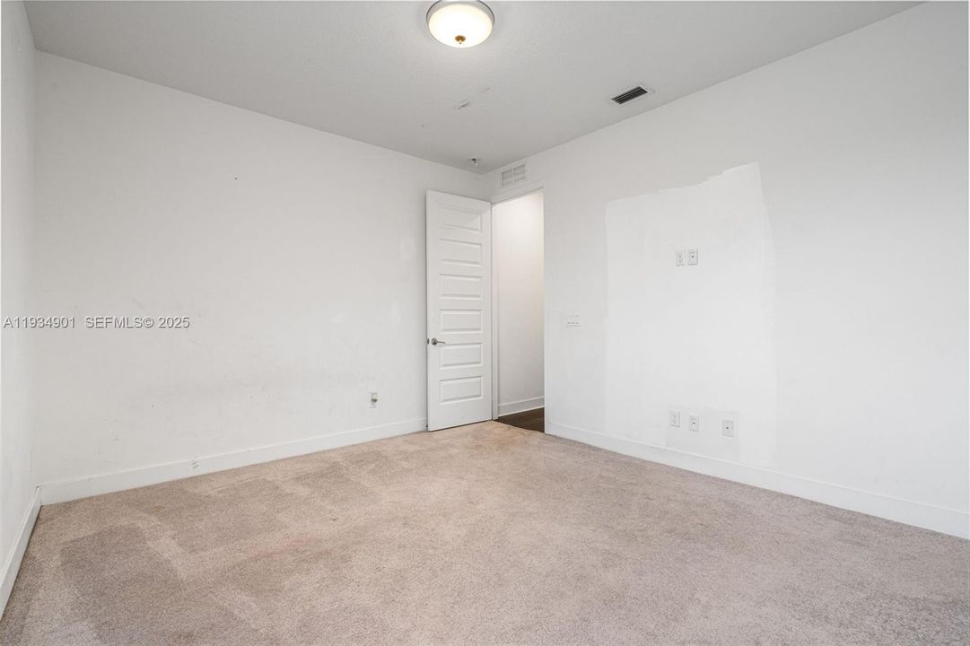 En Venta: $1,274,900 (4 camas, 4 baños, 4274 Pies cuadrados)