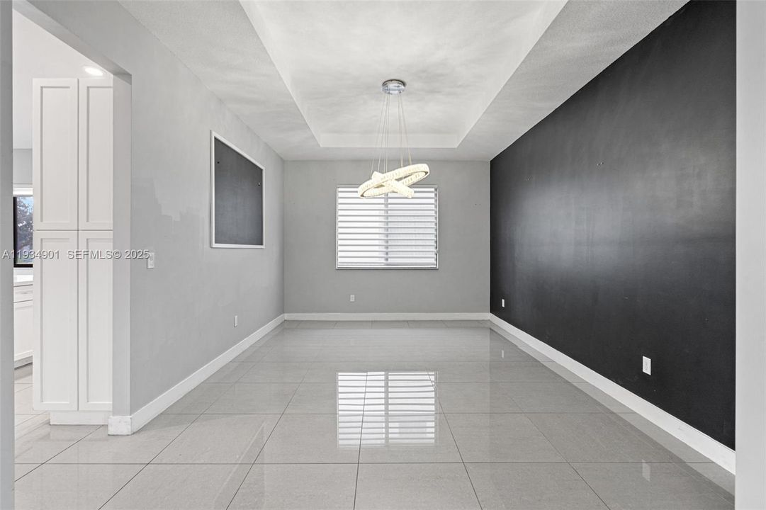 En Venta: $1,274,900 (4 camas, 4 baños, 4274 Pies cuadrados)