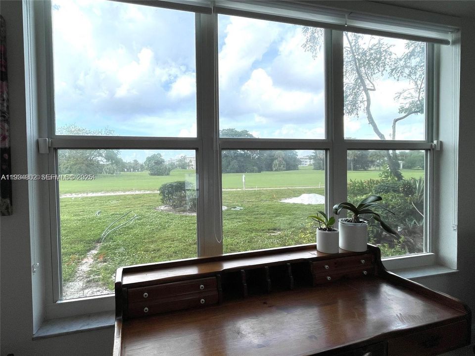 For Rent: $2,000 (2 beds, 2 baths, 1100 Square Feet)