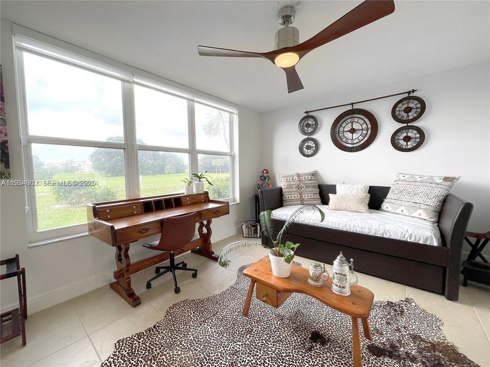 For Rent: $2,000 (2 beds, 2 baths, 1100 Square Feet)