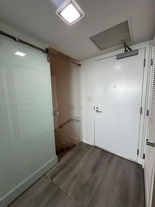 В аренду: $6,500 (3 спален, 3 ванн, 1753 Квадратных фут)