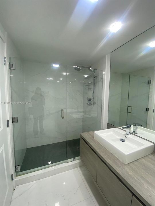 В аренду: $6,500 (3 спален, 3 ванн, 1753 Квадратных фут)