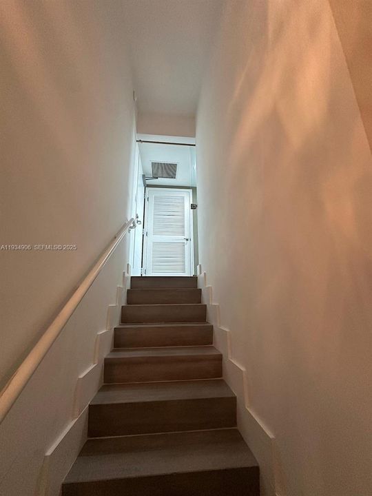 В аренду: $6,500 (3 спален, 3 ванн, 1753 Квадратных фут)