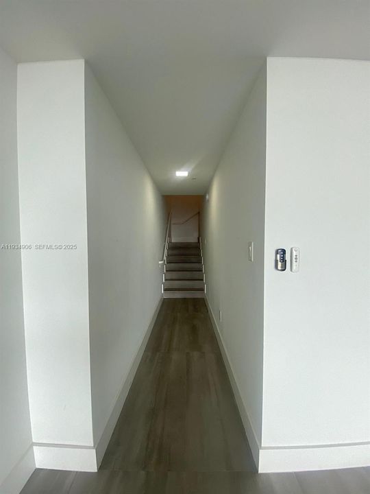 В аренду: $6,500 (3 спален, 3 ванн, 1753 Квадратных фут)