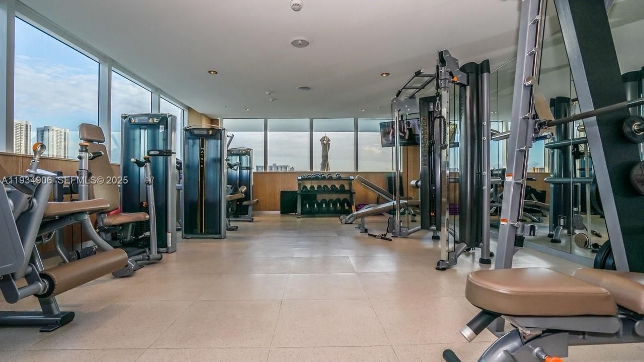 В аренду: $6,500 (3 спален, 3 ванн, 1753 Квадратных фут)