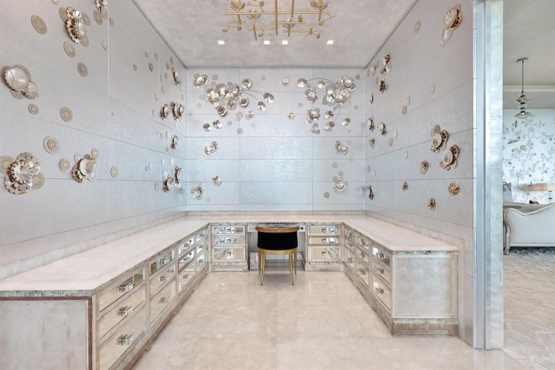 Primary Dressing Room