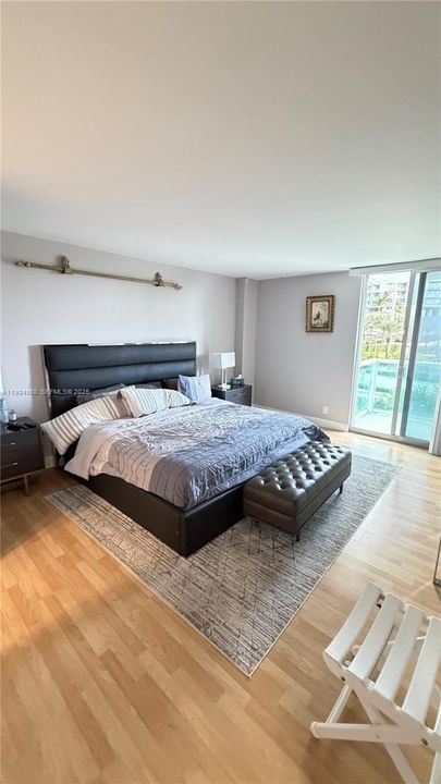 For Sale: $499,000 (2 beds, 2 baths, 1521 Square Feet)