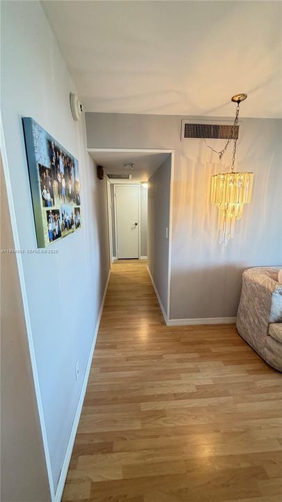 For Sale: $499,000 (2 beds, 2 baths, 1521 Square Feet)